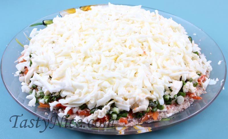 Салат мимоза с плавленным сыром