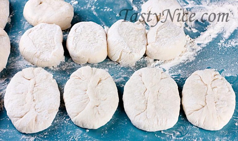 Пирожки с луком и яйцом — Tasty nice